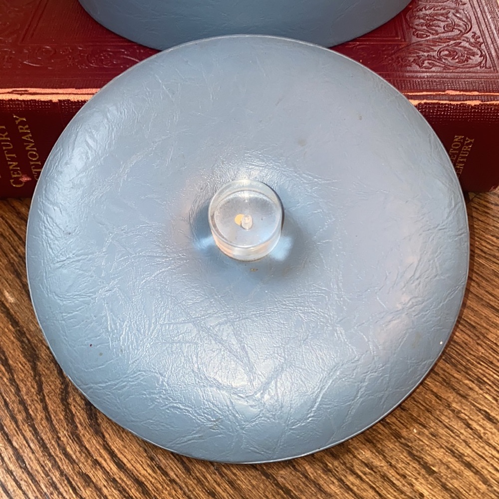 Vintage ice bucket blue faux leather /bring this as a hostess gift with a bottle - Picture 5 of 6